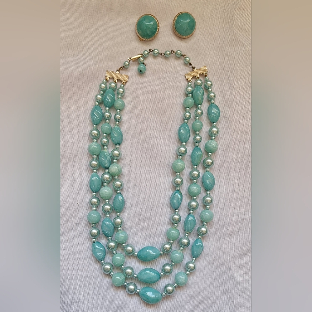 50s Hong Kong Fabulous Multi Strand Aquamarine Beaded Necklace & Earring Set